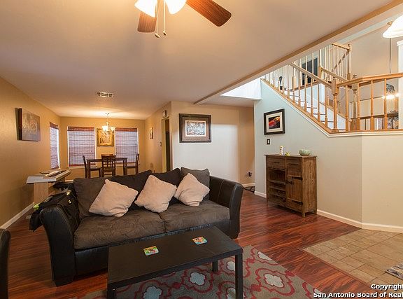 3rd image of 11515 Waterbury