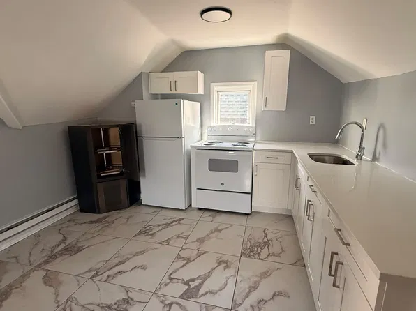 430 11th Ave #3E, Paterson, NJ 07514