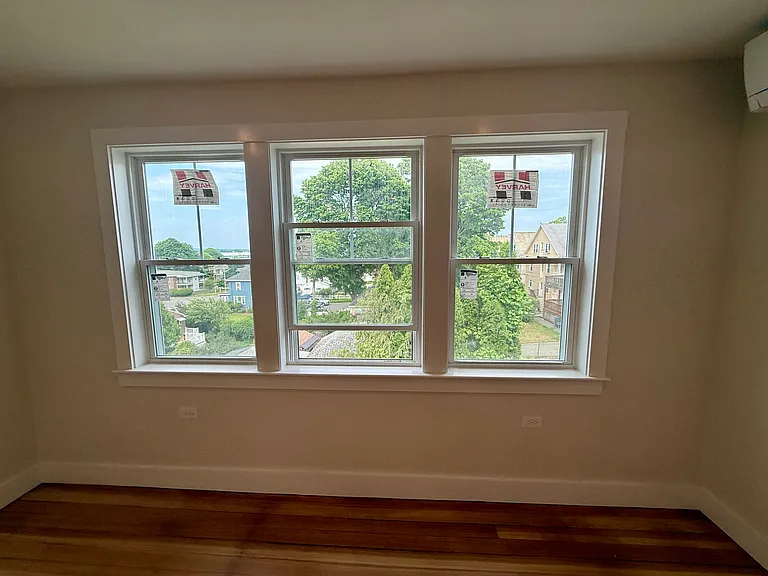 33-35 Leach St #3 — Photo 10