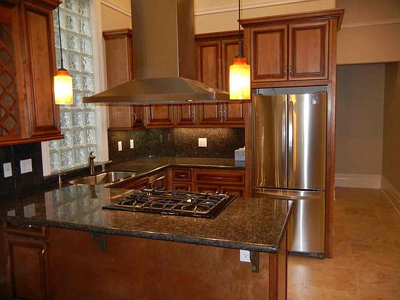 Kitchen With Breakfast Bar