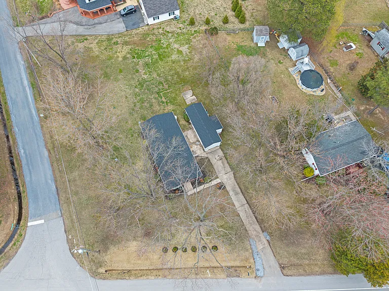 9401 Romancoke Rd — Photo 38
