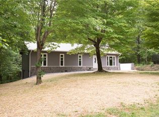 695 W Payne Rd, Marion, NC 28752