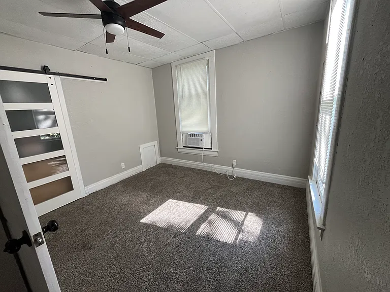 216 S Prospect Ave — Photo 14