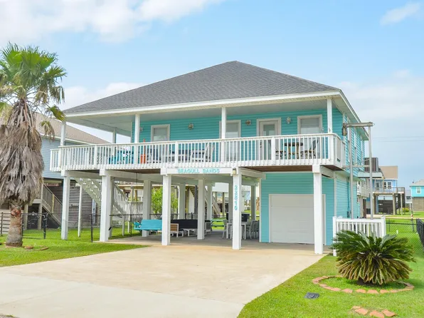 22810 Fresca St, Galveston, TX 77554