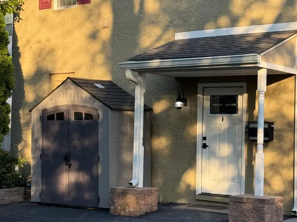 2415 Street Rd, Warrington, PA 18976