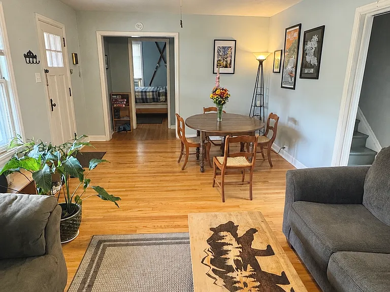 1407 E Madison St — Photo 7