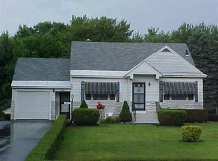 347 E Campbell Rd, Schenectady, NY 12303