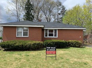 7 Westbrook St, East Hartford, CT 06108