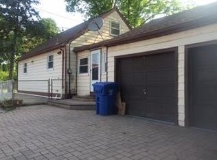 71 Diaz St, Iselin, NJ 08830