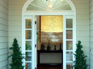 1064 Orchard Rd, Lafayette, CA 94549