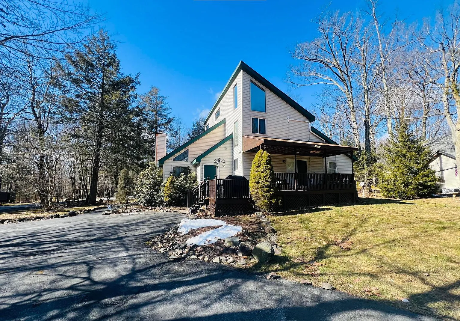 1144 Seven Nations Dr photo 1