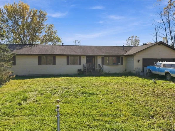 151 Peppermint Rd, Lancaster, NY 14086