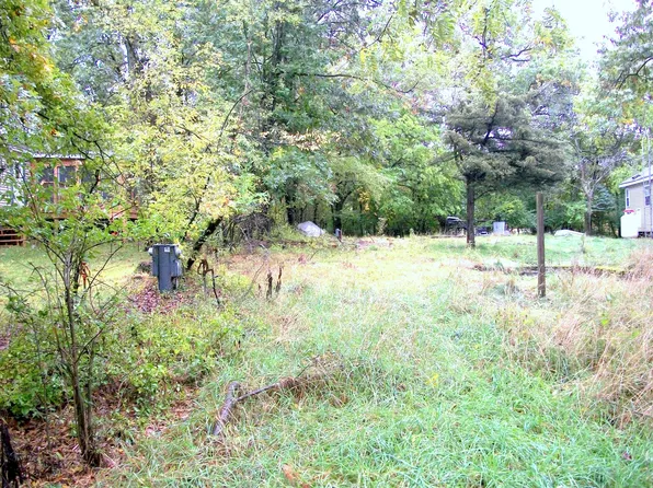 21/83 Woodhaven Dr E, Sublette, IL 61367