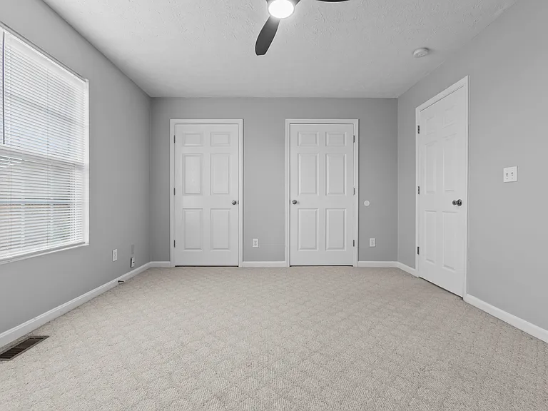Pin Oak Villas Townhomes — Photo 13