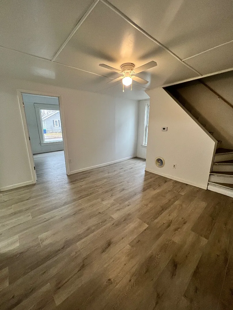 2140 2nd St. — Photo 3