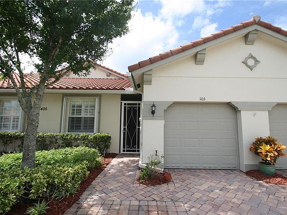 3rd image of 6405 Oxford Cir