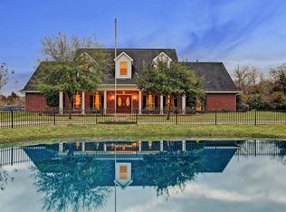 2275 Washington Ave, Alvin, TX 77511