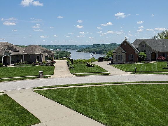 5th image of 1718 Grandview Dr