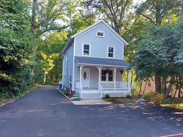 4023 Jones Bridge Rd — Photo 37