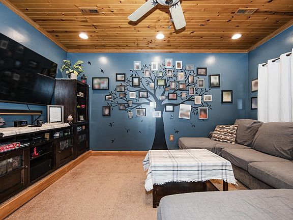 3rd image of 47260 Wintergreen Rd