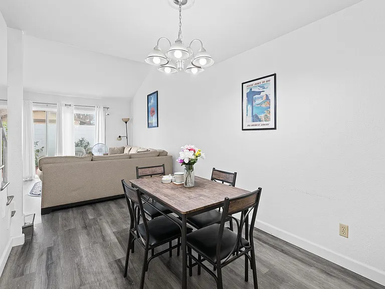 12168 Mount Vernon Ave — Photo 20