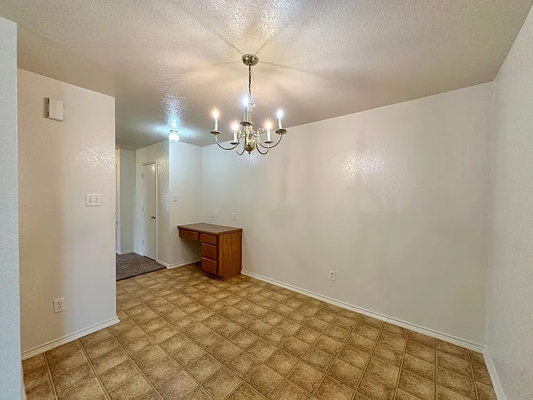 5202 Lauren Lea Dr — Photo 9