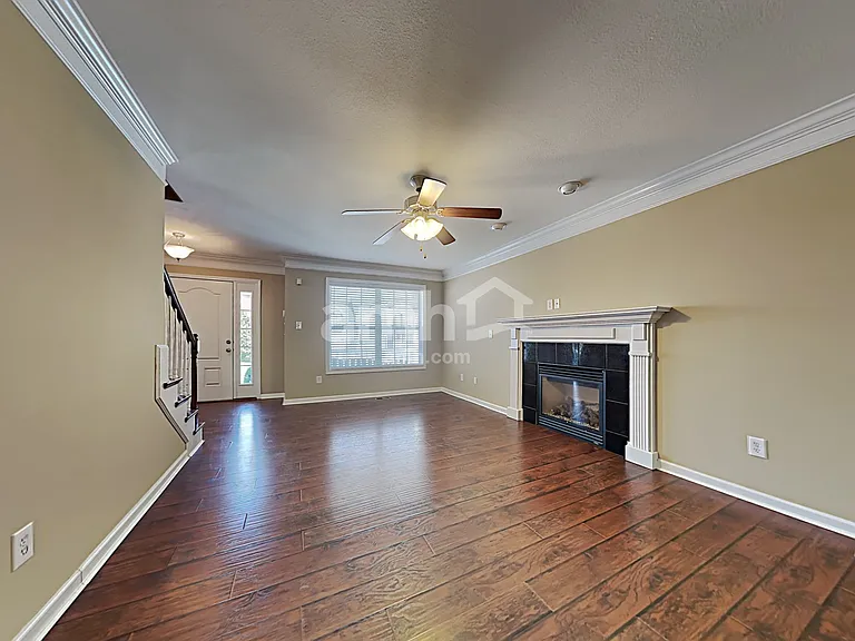 5006 Horsestall Dr — Photo 4