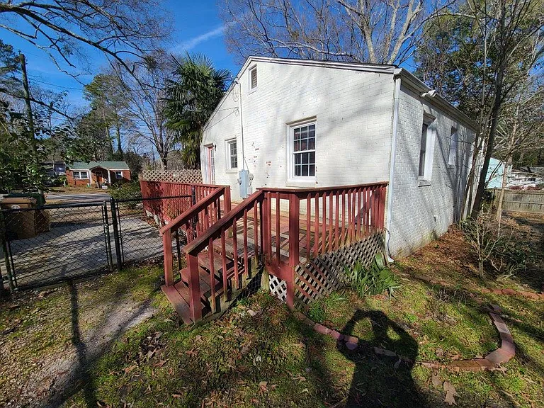 229 Urban Dr — Photo 11