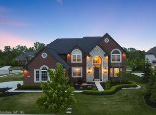 47692 Wales Ct, Northville, MI