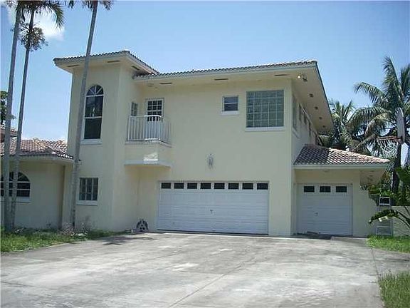 2nd image of 10701 SW 26th Ct