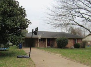 7324 Eastover Dr, Horn Lake, MS 38637