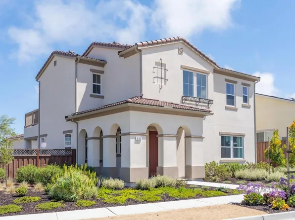 585 Santa Lucia Way, Marina, CA 93933