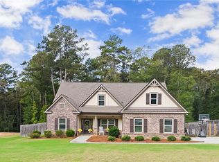 1235 Fairwinds Dr, Loganville, GA 30052