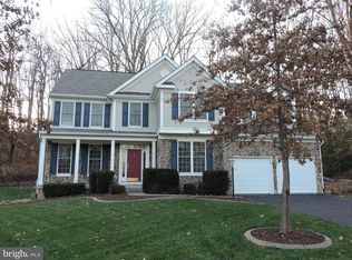 3427 Woolfenden Ct, Triangle, VA 22172