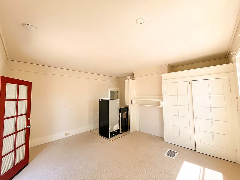 1220 Donnelly Ave #1 — Photo 4