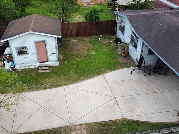 5th image of 309 N Standard Ave
