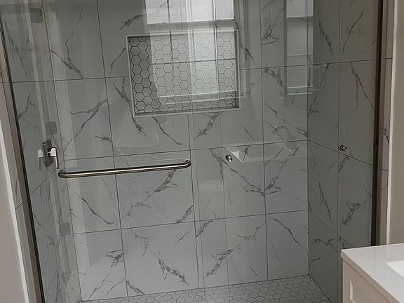 5th image of 12 Nelson Pl Floor 1