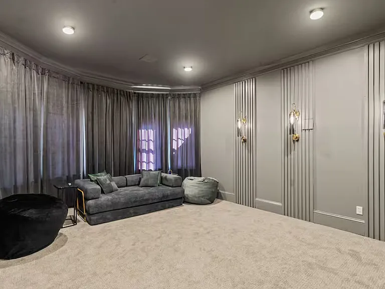 5390 Harrowood Ln — Photo 48