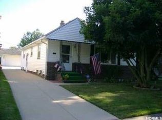 23050 Ivan Ave, Euclid, OH 44123