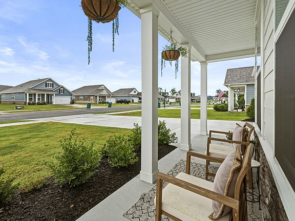 4th image of 6887 Japonica Ln