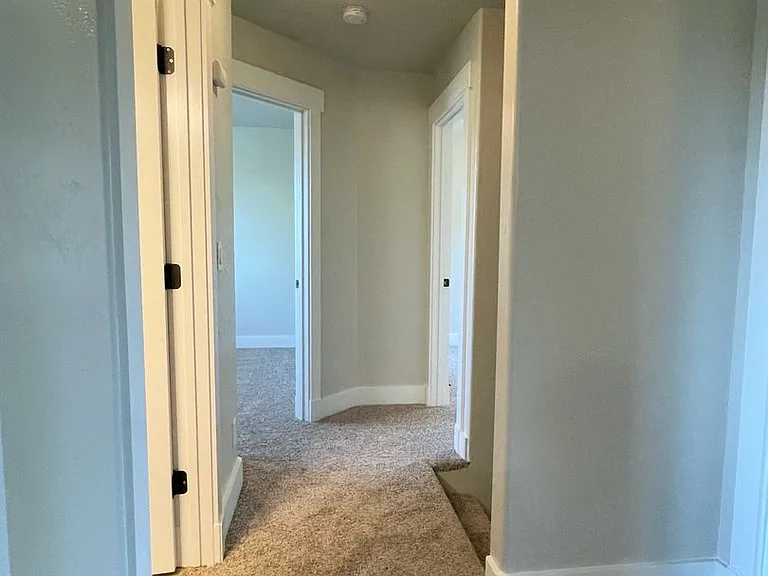 709 N Saddlebrook Way — Photo 28