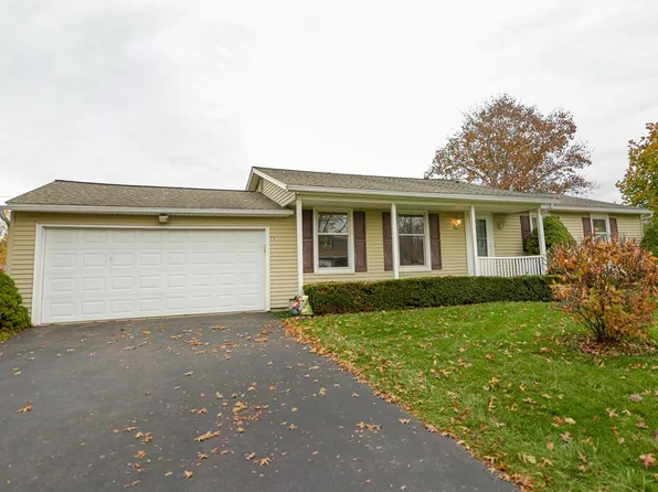 72 Little Tree Ln, Hilton, NY 14468