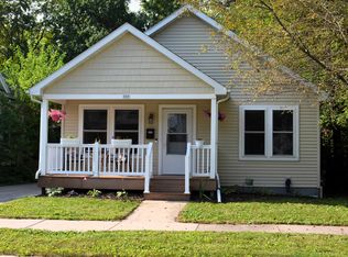 303 Oxford Ave, Oshkosh, WI 54901