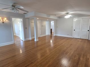 2619 Prairie Ave APT 3, Evanston, IL 60201