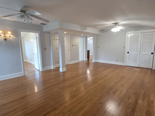2619 Prairie Ave APT 3, Evanston, IL 60201
