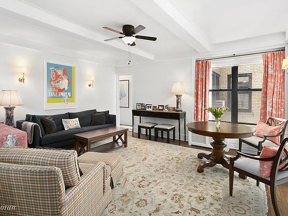 4th image of 140 E 81st St APT 4C