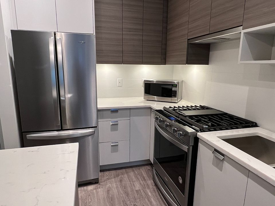 1st image of 20727 Willoughby Town Centre Dr #A217