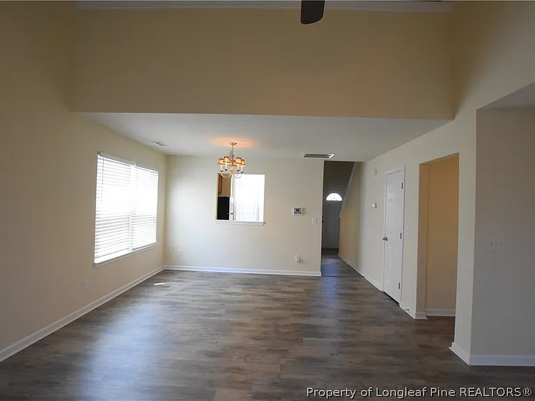 233 Palace Green Ln — Photo 7