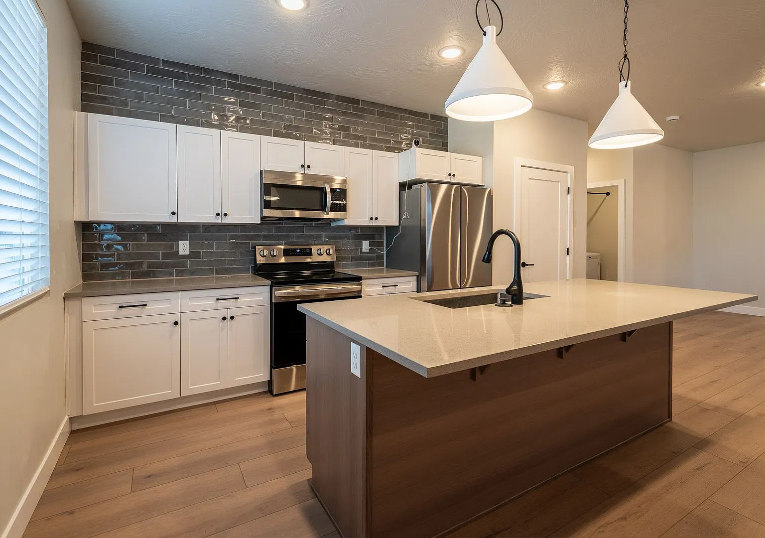 3 Bed, 2 Bath, 2 Car Garage single level - First full month free!! — Photo 1