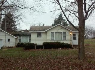 5301 Stillwell Dr, Wonder Lake, IL 60097